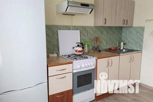 1-к квартира, посуточно, 36м2, 3/9 этаж