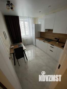 1-к квартира, посуточно, 42м2, 7/10 этаж