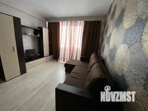 1-к квартира, посуточно, 38м2, 9/17 этаж