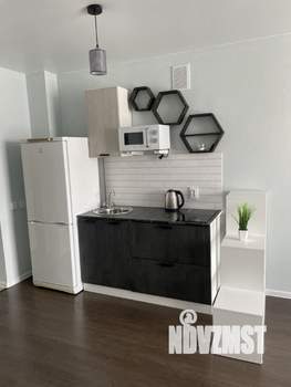 Студия квартира, посуточно, 30м2, 10/17 этаж