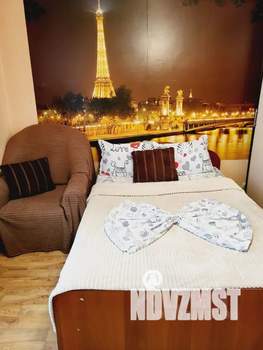 1-к квартира, посуточно, 31м2, 7/10 этаж