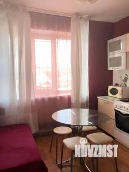1-к квартира, посуточно, 48м2, 2/18 этаж