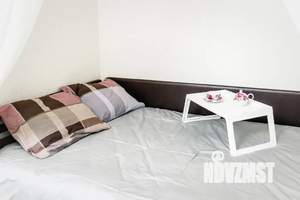 Студия квартира, посуточно, 40м2, 12/12 этаж