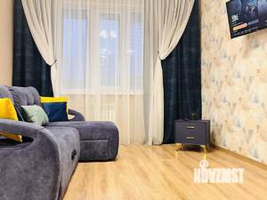 1-к квартира, посуточно, 54м2, 1/1 этаж