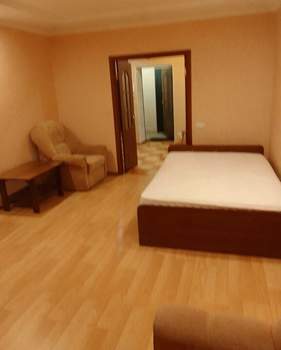 1-к квартира, на длительный срок, 58м2, 3/5 этаж