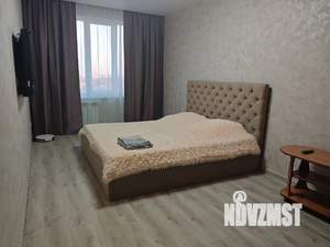 1-к квартира, посуточно, 40м2, 15/18 этаж