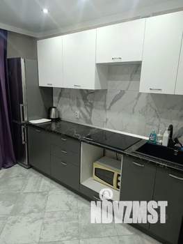 1-к квартира, посуточно, 40м2, 8/10 этаж