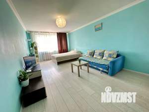 2-к квартира, посуточно, 55м2, 1/1 этаж