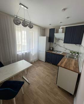 1-к квартира, на длительный срок, 42м2, 7/10 этаж