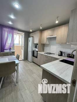 1-к квартира, посуточно, 34м2, 10/10 этаж