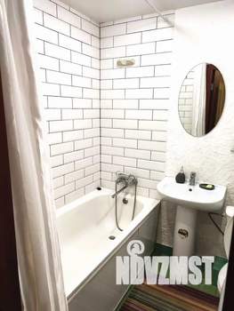 1-к квартира, посуточно, 28м2, 2/9 этаж