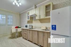 1-к квартира, посуточно, 49м2, 1/1 этаж