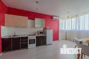 1-к квартира, посуточно, 53м2, 1/1 этаж