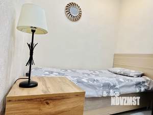 2-к квартира, посуточно, 50м2, 1/1 этаж