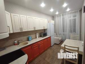 1-к квартира, посуточно, 39м2, 4/15 этаж