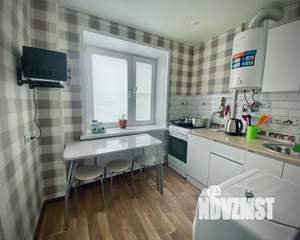2-к квартира, посуточно, 40м2, 3/5 этаж