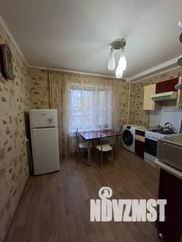 1-к квартира, посуточно, 38м2, 1/9 этаж