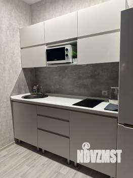 Студия квартира, посуточно, 30м2, 12/22 этаж