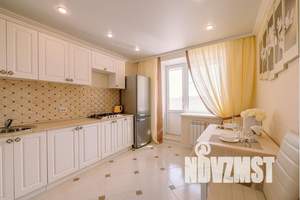 1-к квартира, посуточно, 40м2, 10/10 этаж