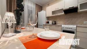 2-к квартира, посуточно, 41м2, 9/16 этаж