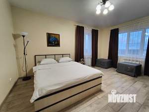 1-к квартира, посуточно, 40м2, 18/22 этаж