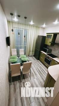 1-к квартира, посуточно, 44м2, 5/17 этаж