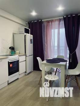 1-к квартира, посуточно, 38м2, 6/17 этаж