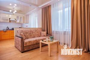 Студия квартира, посуточно, 40м2, 1/10 этаж