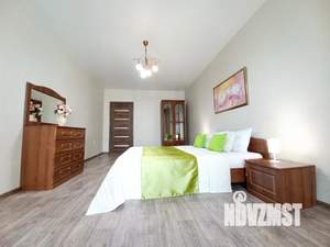 1-к квартира, посуточно, 65м2, 6/10 этаж