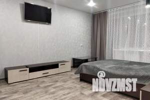 1-к квартира, посуточно, 38м2, 3/7 этаж