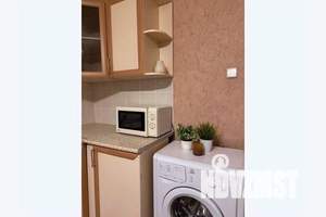 1-к квартира, посуточно, 38м2, 8/10 этаж