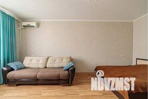 1-к квартира, посуточно, 46м2, 7/15 этаж