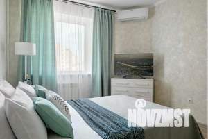 1-к квартира, посуточно, 37м2, 8/10 этаж