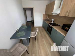1-к квартира, посуточно, 38м2, 4/10 этаж