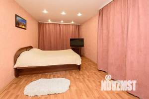 1-к квартира, посуточно, 36м2, 4/9 этаж