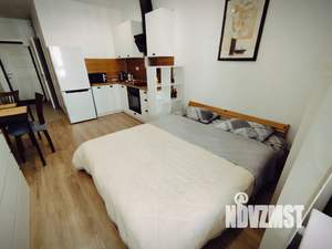 Студия квартира, посуточно, 28м2, 11/17 этаж