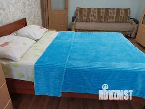 1-к квартира, посуточно, 40м2, 1/9 этаж
