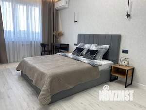 1-к квартира, посуточно, 48м2, 15/16 этаж