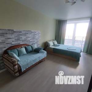 Студия квартира, посуточно, 30м2, 3/17 этаж