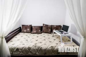 Студия квартира, посуточно, 40м2, 12/12 этаж