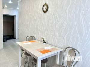 2-к квартира, посуточно, 50м2, 1/1 этаж