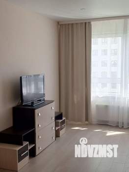 Студия квартира, на длительный срок, 33м2, 7/17 этаж