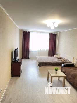 1-к квартира, посуточно, 58м2, 5/10 этаж