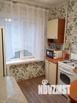 1-к квартира, посуточно, 32м2, 2/5 этаж