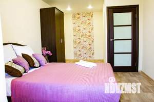 1-к квартира, посуточно, 33м2, 4/10 этаж