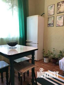 1-к квартира, посуточно, 48м2, 2/18 этаж