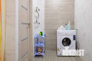 1-к квартира, посуточно, 46м2, 1/1 этаж