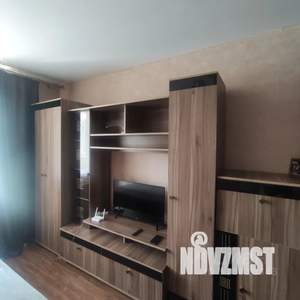 1-к квартира, посуточно, 42м2, 5/8 этаж