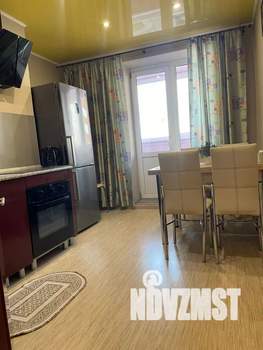 1-к квартира, посуточно, 38м2, 13/14 этаж