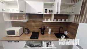 Студия квартира, посуточно, 31м2, 17/17 этаж